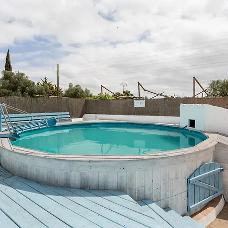 Altido Splendid Family House With Pool And Patio
