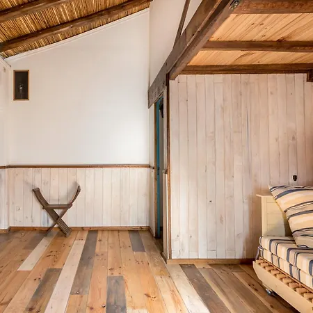 Altido Splendid Family House With Pool And Patio アパート